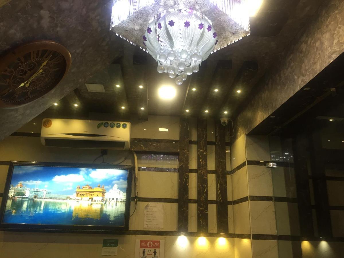 Fabhotel Dm Residency Amritsar Extérieur photo