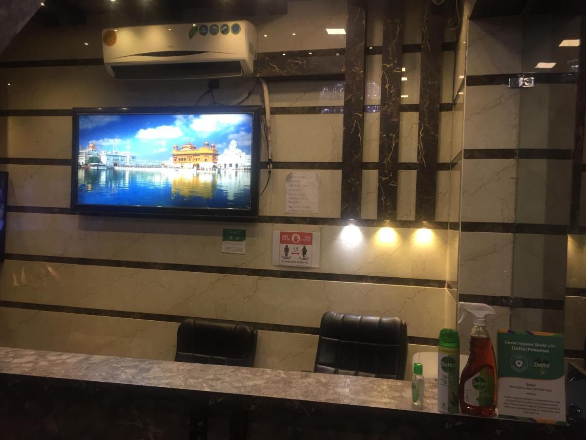 Fabhotel Dm Residency Amritsar Extérieur photo